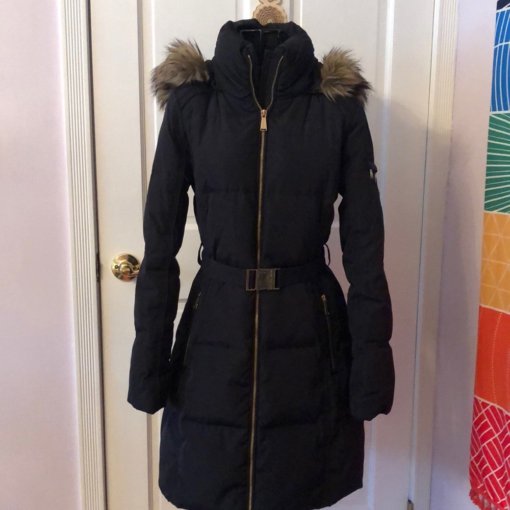 EUC Michael kors navy down coat with fur hood, excellent condition